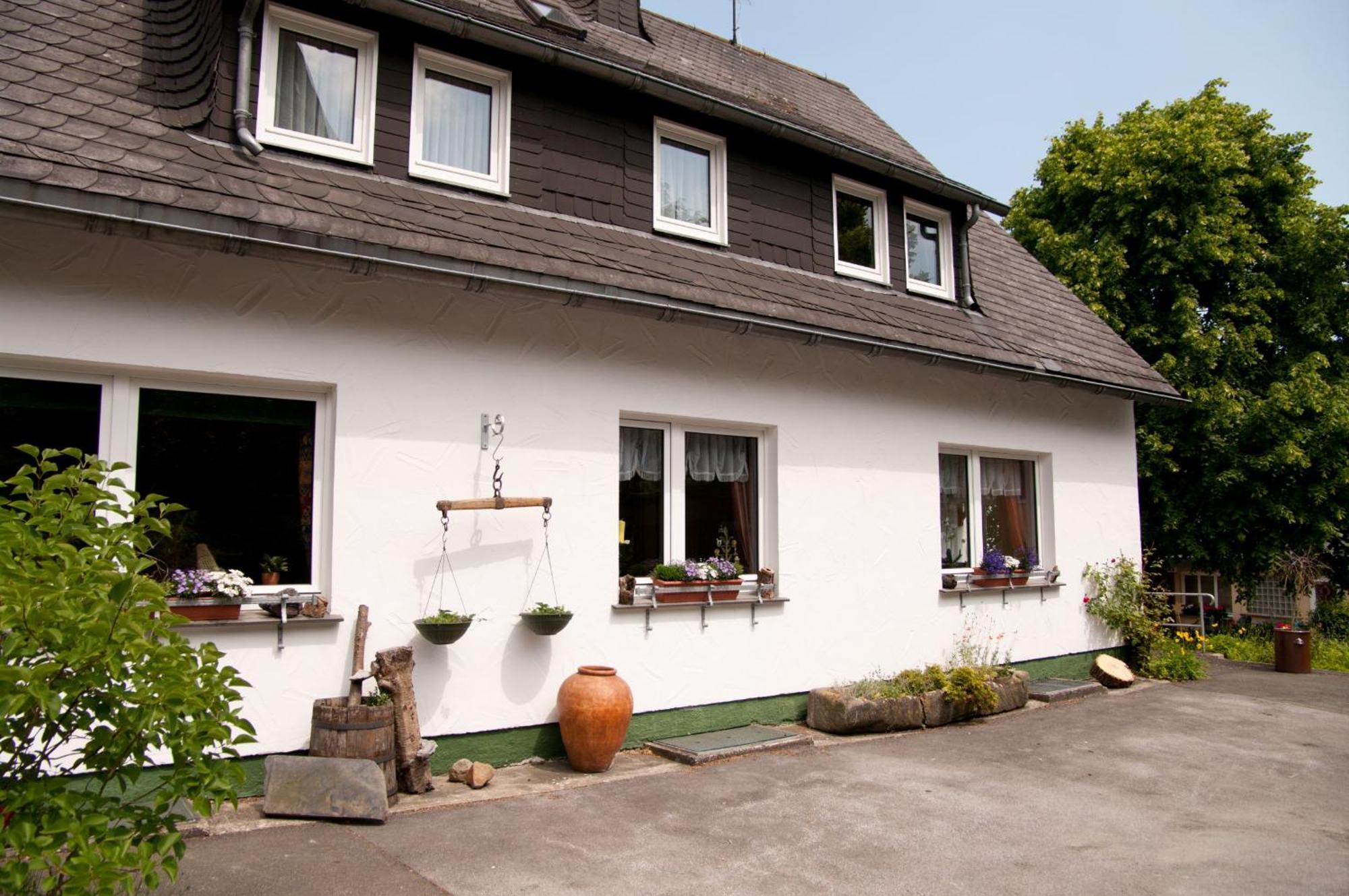 Lindenhof Apartment *
